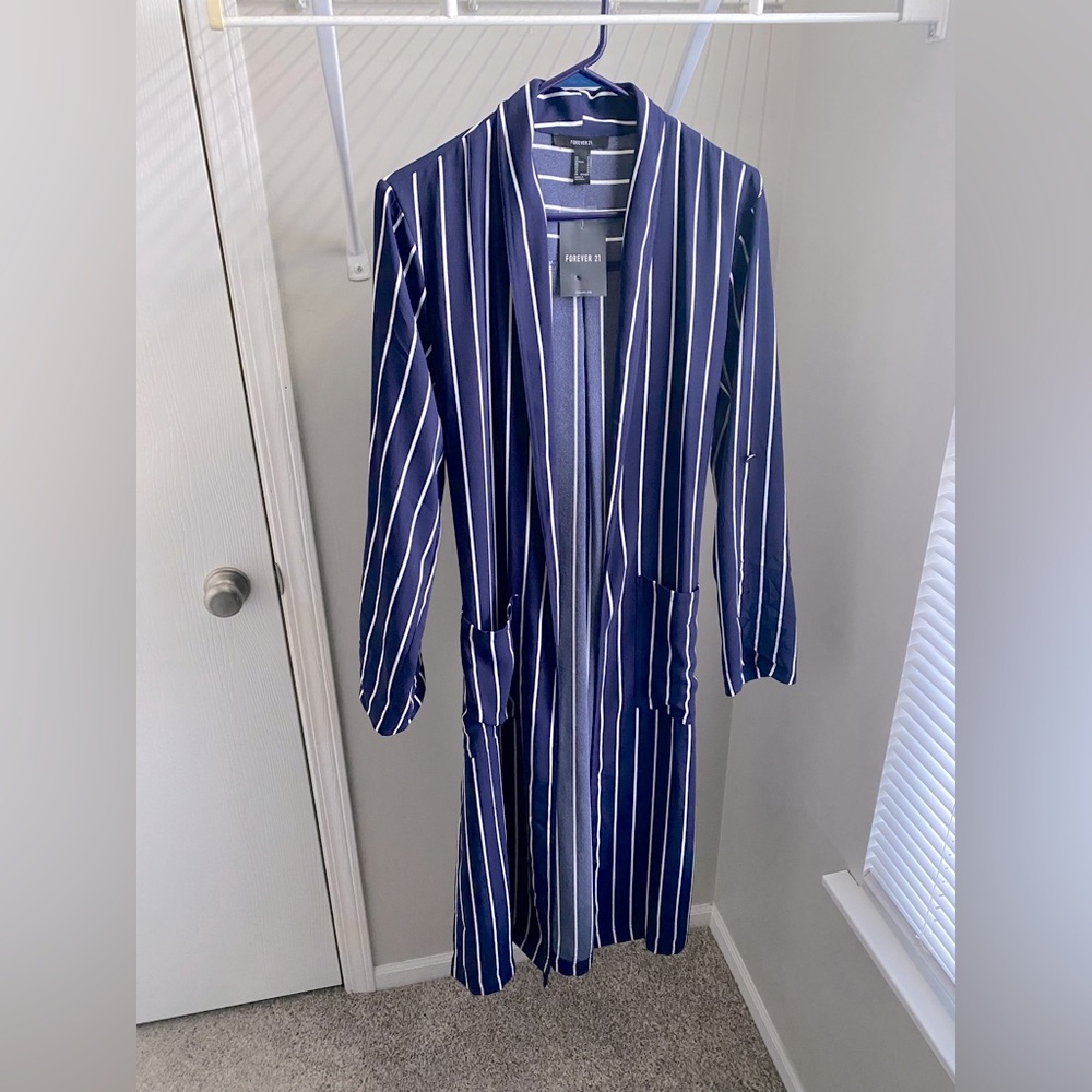 Forever 21 Navy & White Striped Duster Size Medium